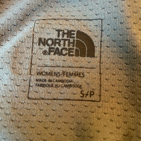 The North Face Women's Gray Sleeveless exercise Top razor back size S/P - Picture 5 of 6